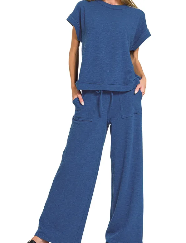 Neat Everyday Lounge Set