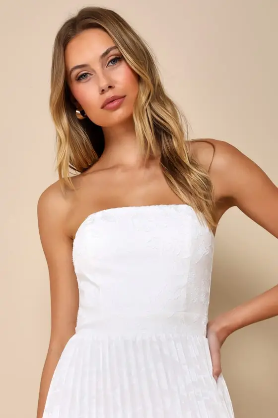 Perfectly Stunning Yellow Jacquard Strapless Midi Dress