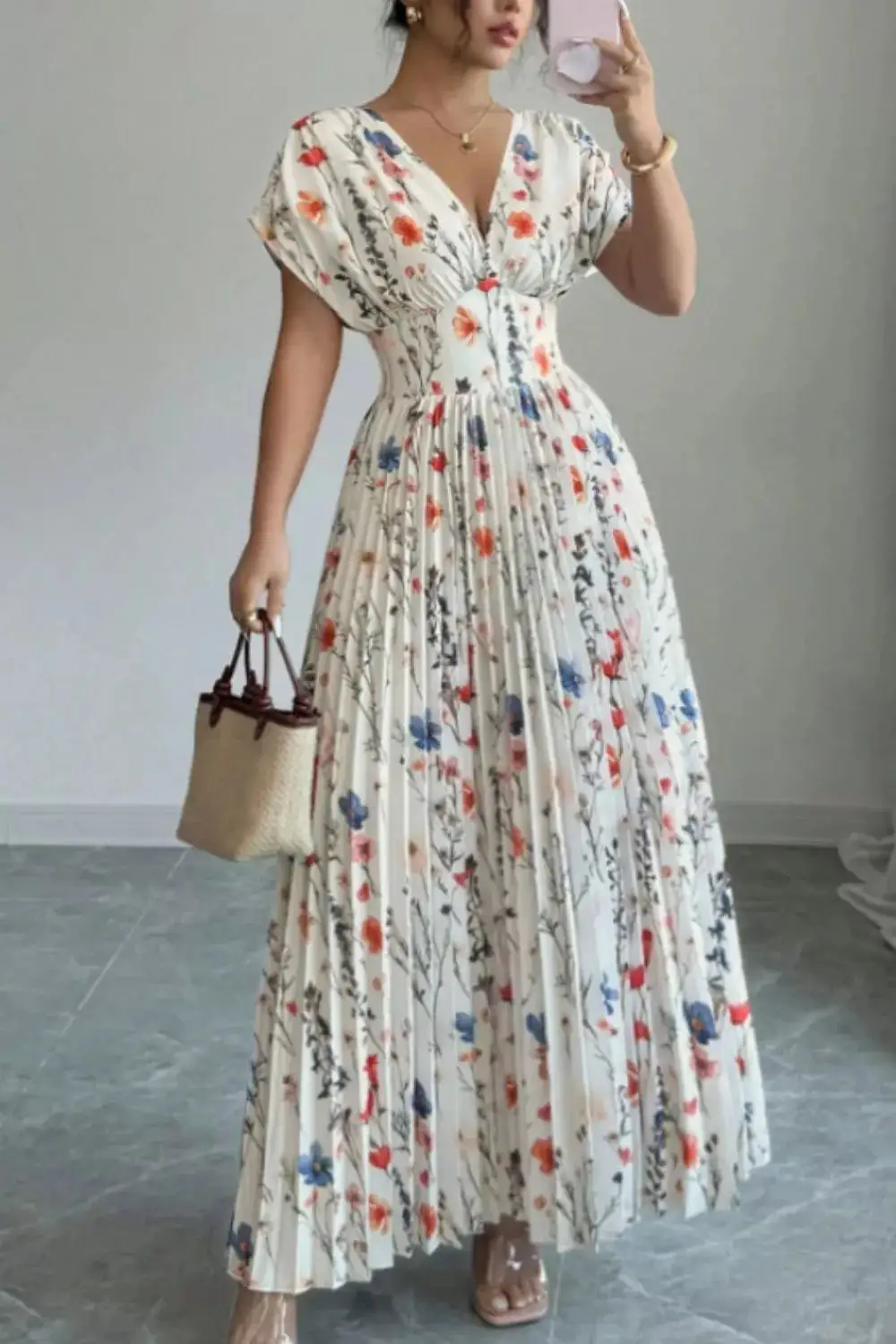 Floral Printed Pleated Maxi Dress