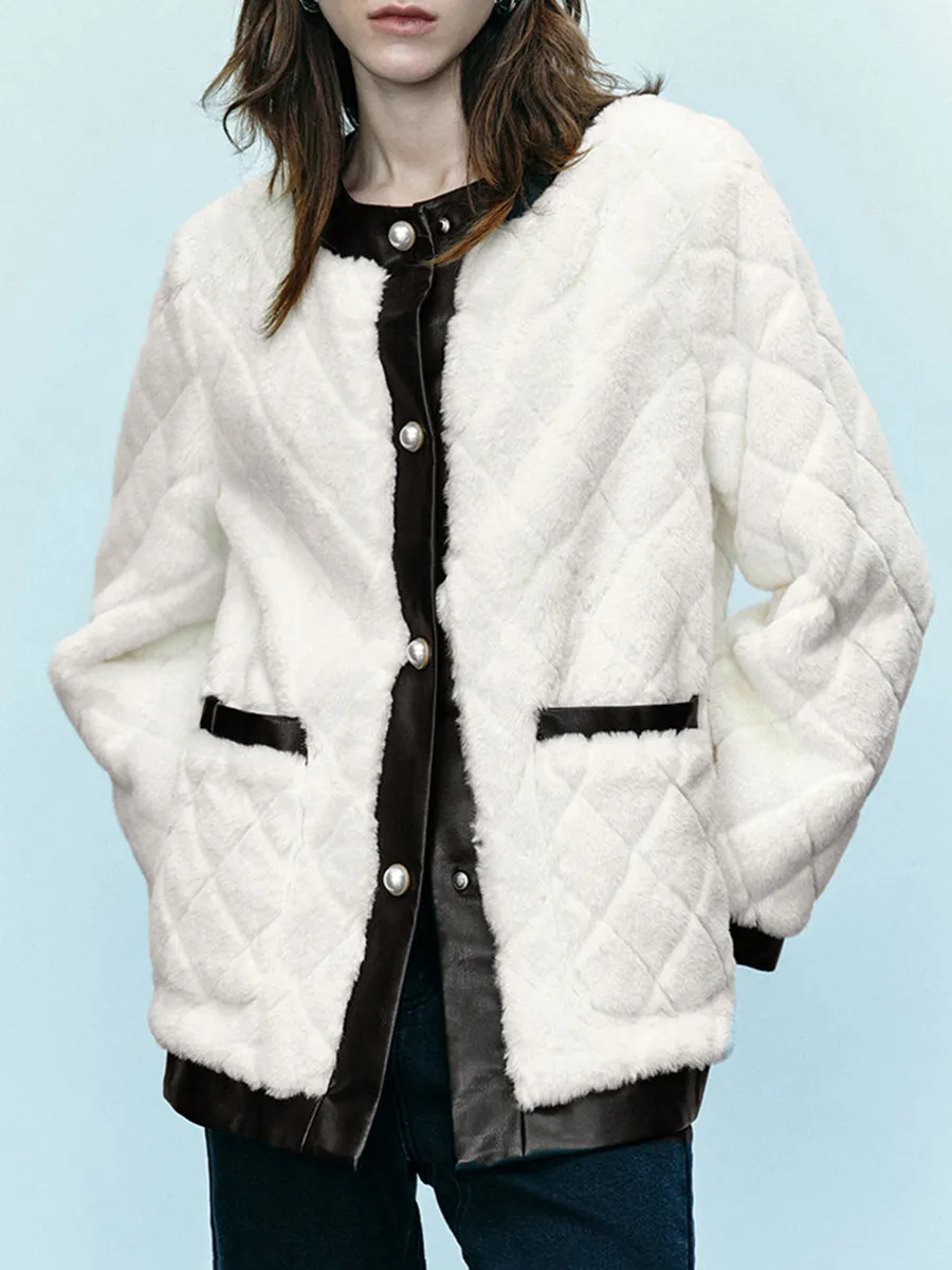 A Black And White Contrasting Elegant Plush Coat For Ladies