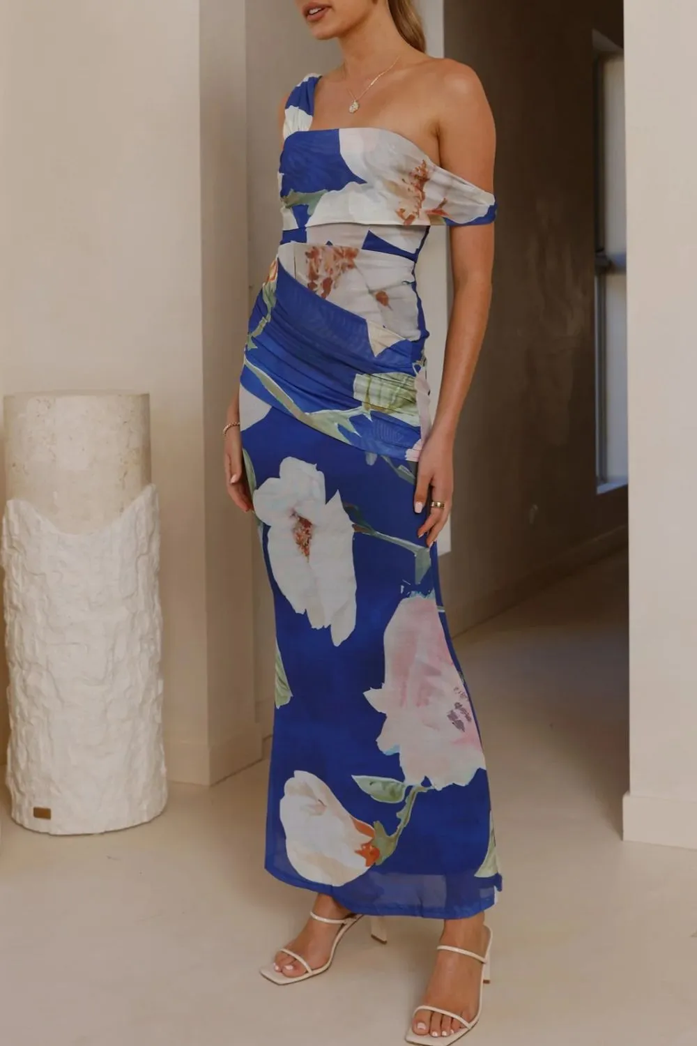 Clean Line Floral Printed Ruched Maxi Dress