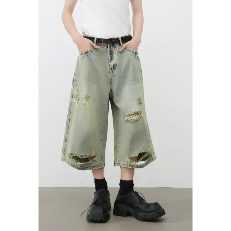 Men's Distressed Loose Denim Shorts
