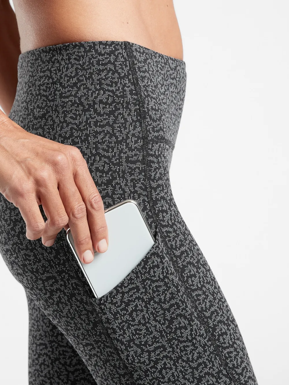 Ultimate Stash Pocket Textured 7/8 Tight