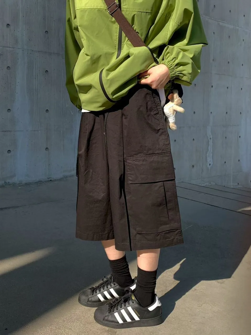 Clean-Line Utility Solid Longline Cargo Shorts