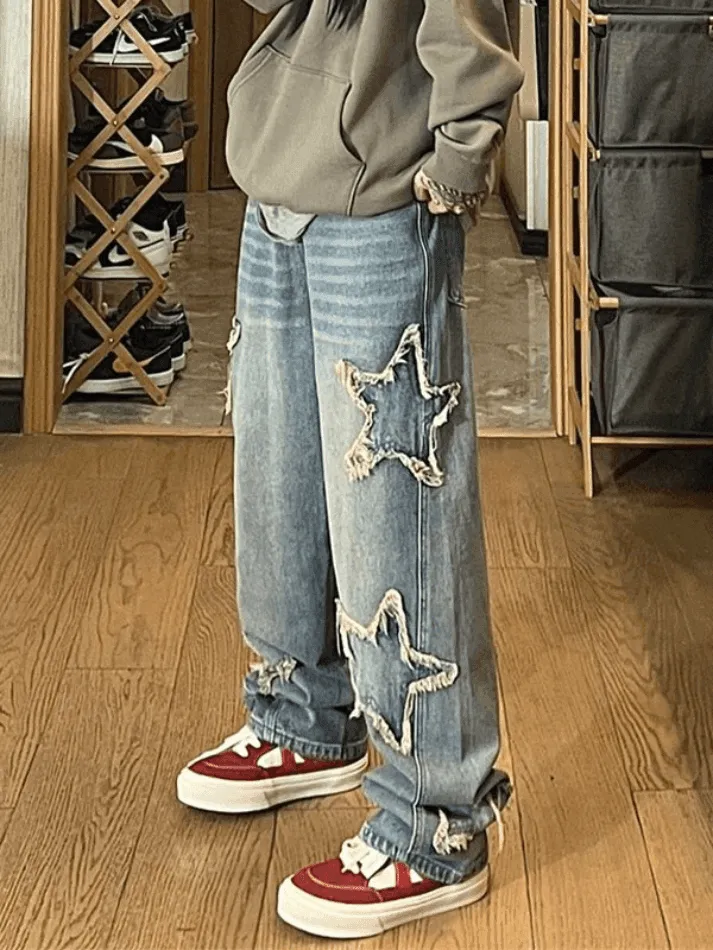 Vintage Wash Distressed Star Patch Boyfriend Jeans