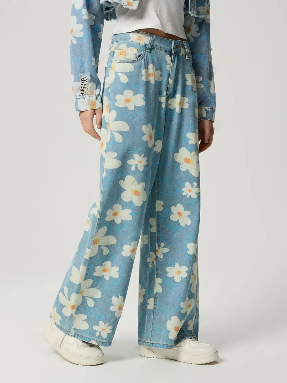Pocket Floral Wide Leg Denim Jeans