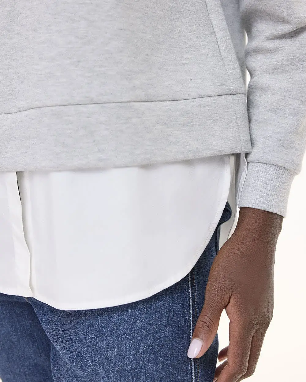 Long-Sleeve Regular Crew-Neck Sweatshirt