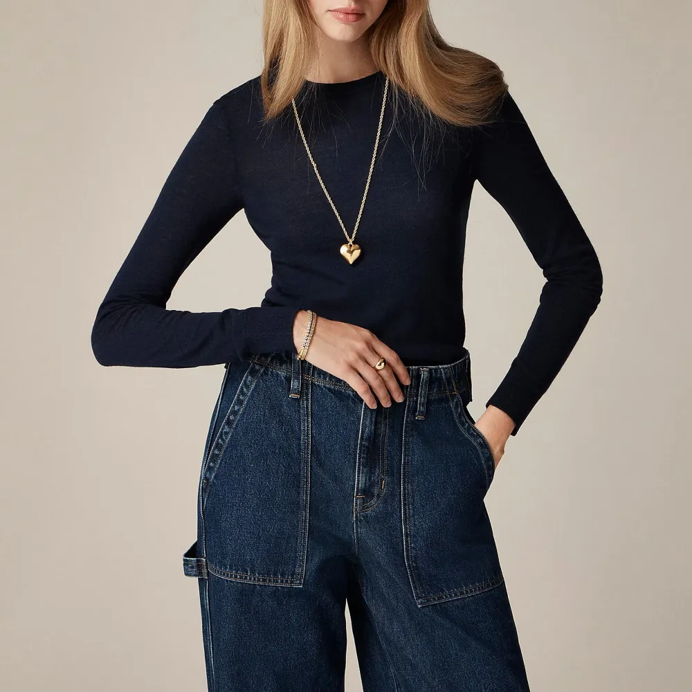 Ribbed Cashmere Solid Color Short Crew Neck Sweater