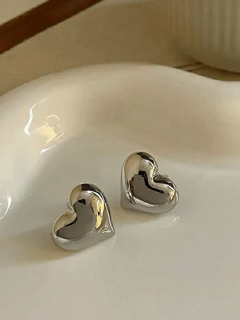Rounded Heart Earrings