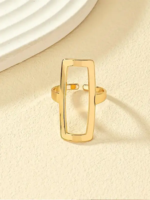Adjustable Geometric Cutout Ring
