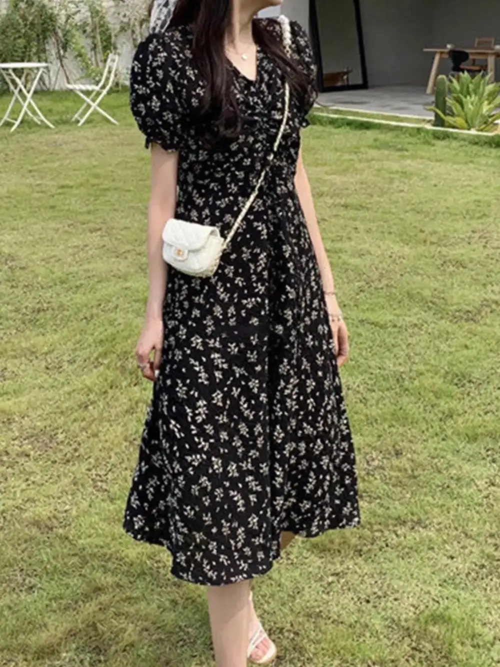 Floral Printed Puff Sleeve Midi Dress