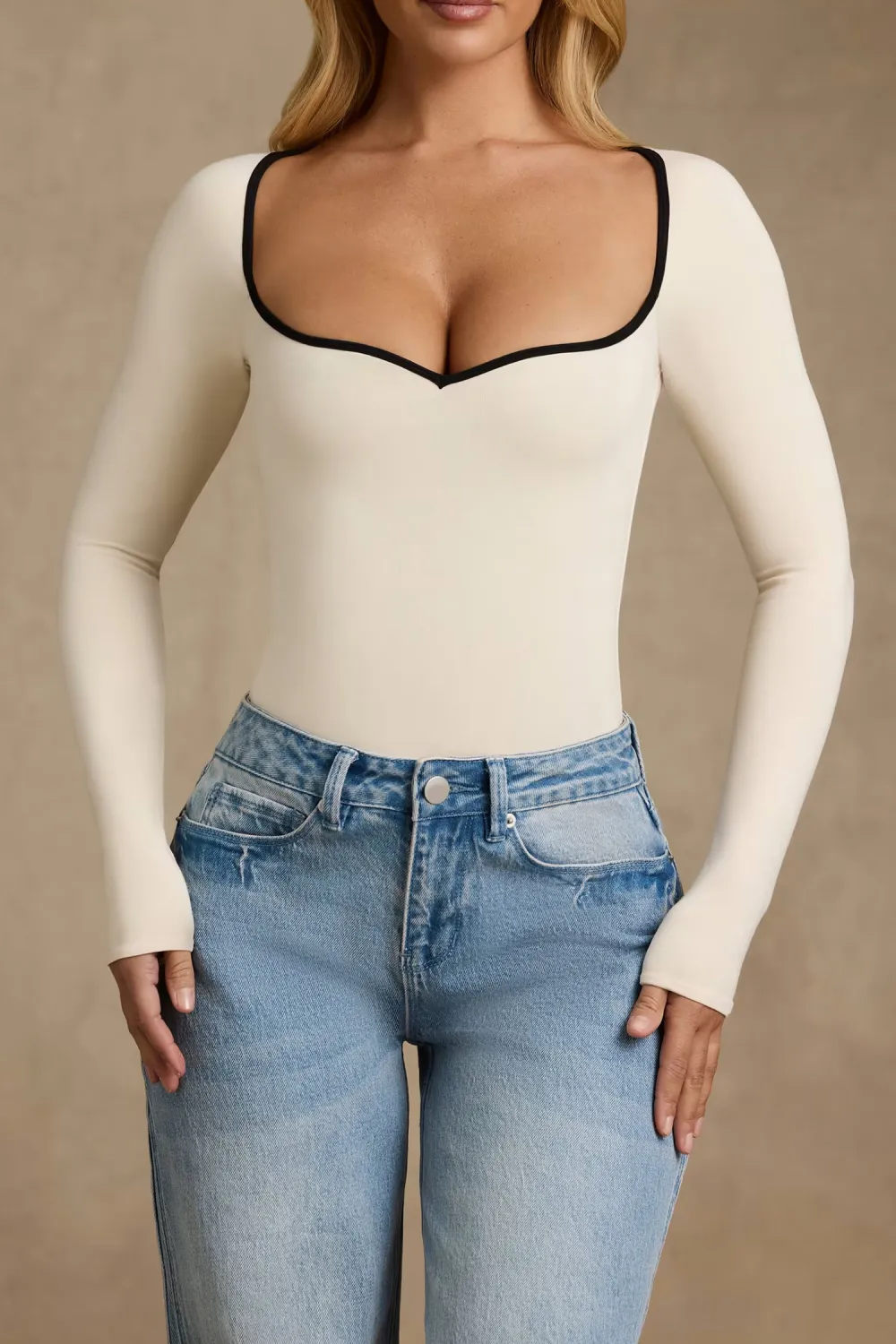Fashionable And Trendy Creative Neckline Long-Sleeved Jumpsuit