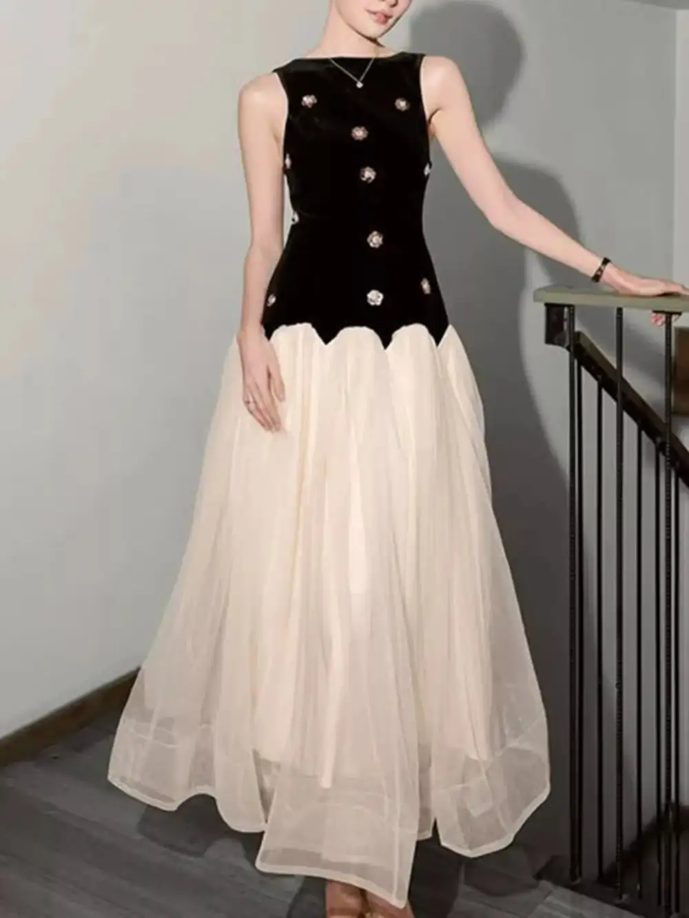 Tulle Sleeveless Maxi Dress