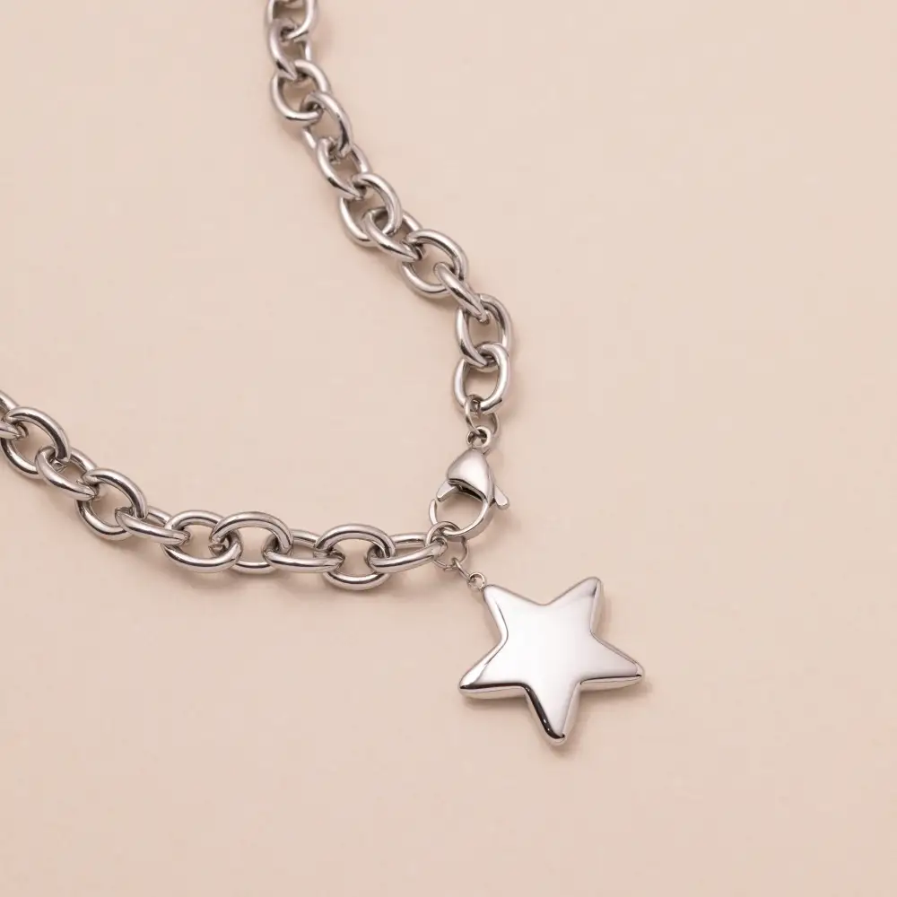 Luxe Star Necklace Necklace