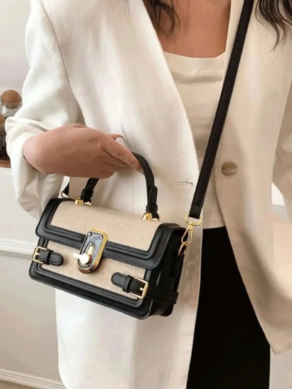 Minimalist Casual Square Bag Buckle Decor
