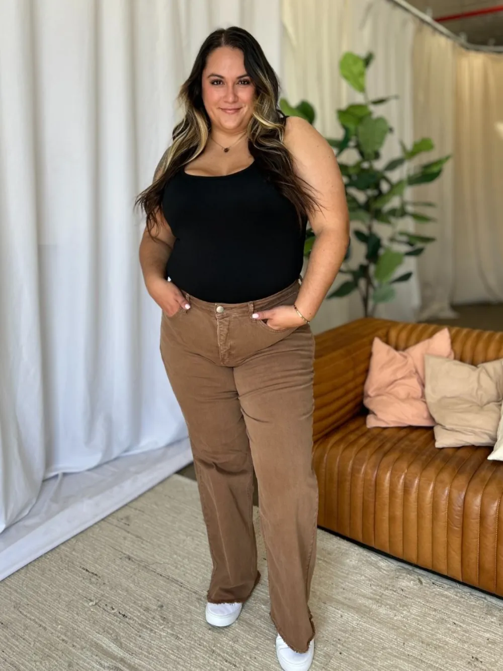 Lightweight Feel Comfy Denim Jeans