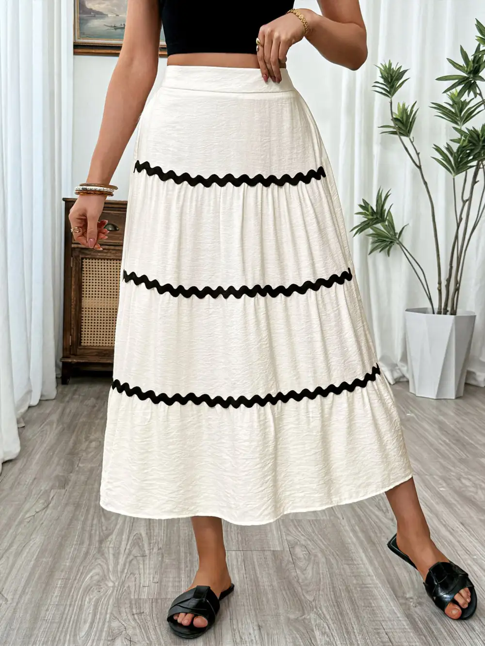 Fitted Ruched Tiered Skirt
