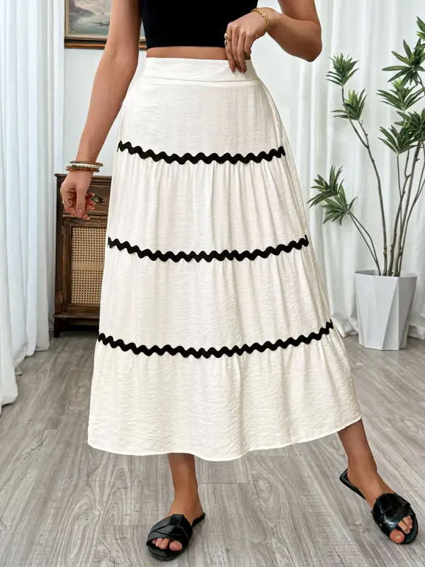 Fitted Ruched Tiered Skirt