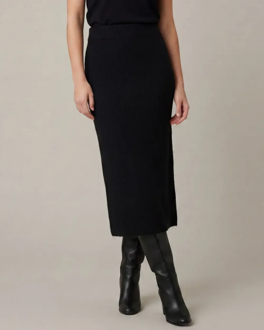 Relaxed Sweater Pencil Skirt