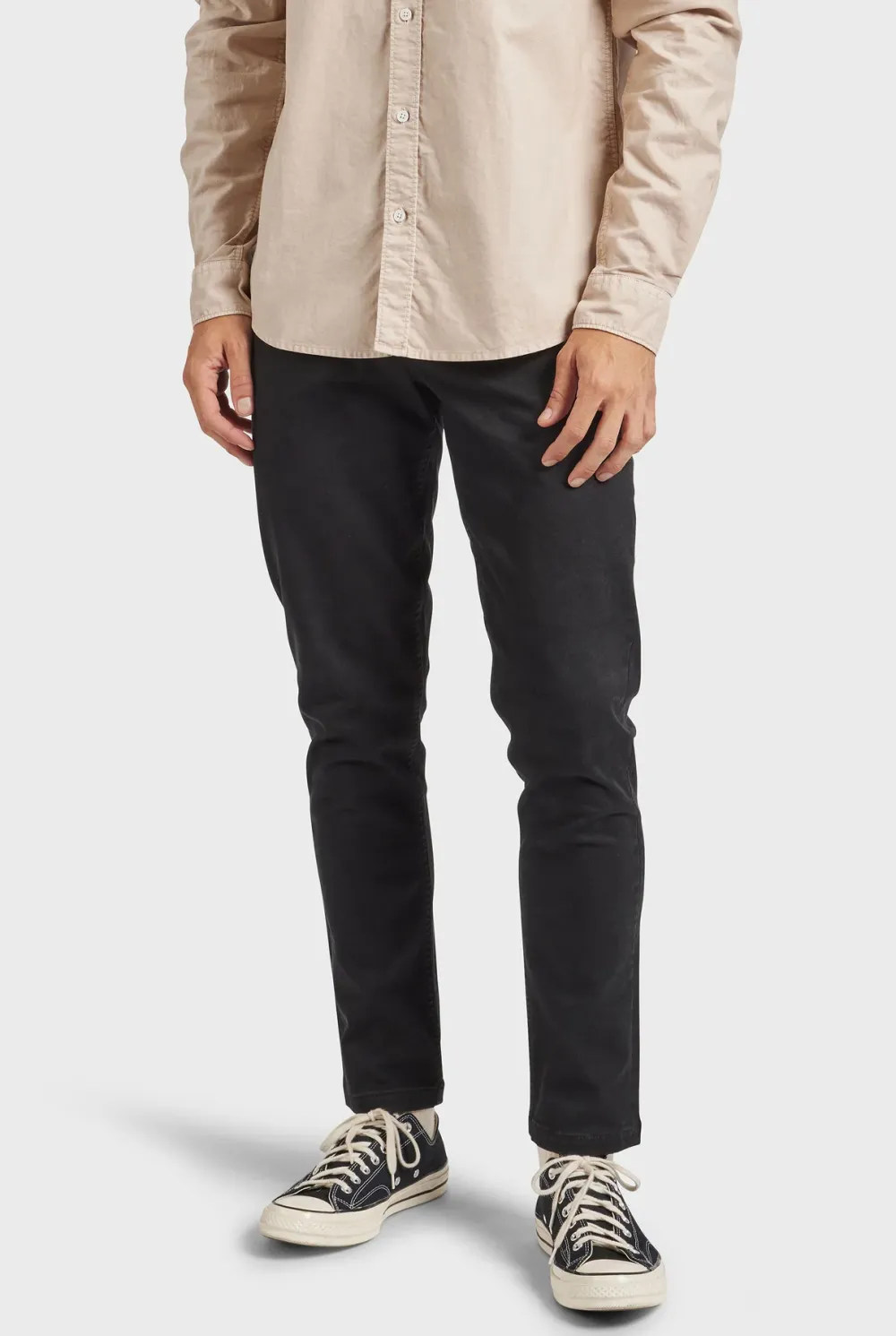 Mid Rise Slim Fit Pant