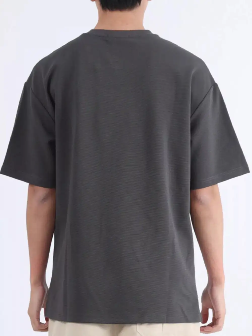 Relaxed Men's Round Neck T-shirt