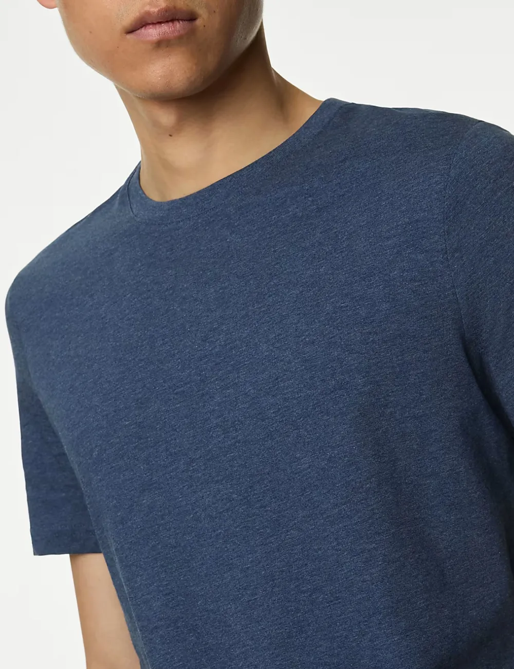 White Basic Crew Neck Short Sleeve Tee