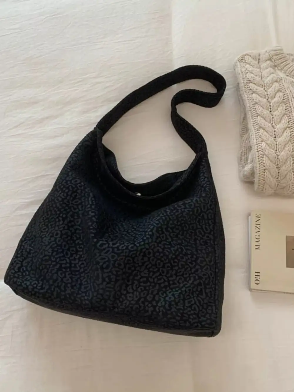 Leopard Pattern Carryall Tote Bag