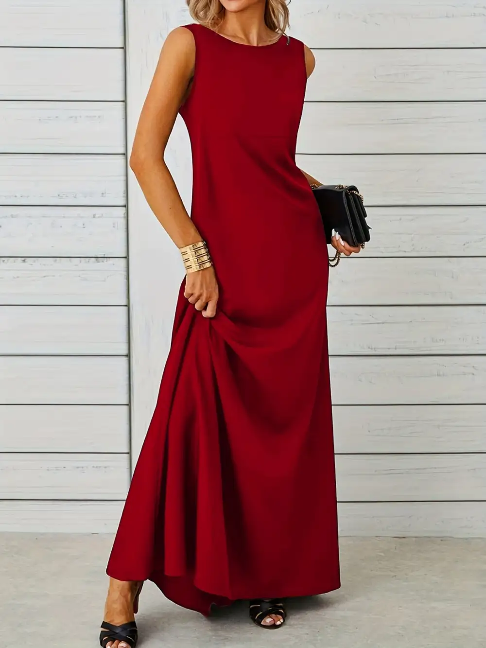 Balanced Detail Sleeveless Maxi Dress