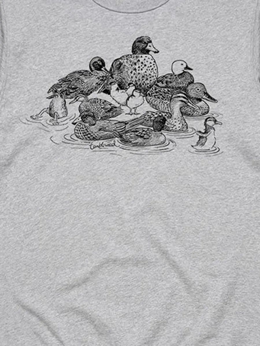A versatile casual sports shirt with a simple duck-pattern design