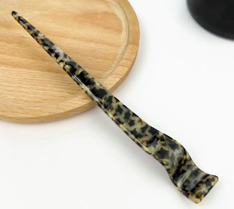 Wavy Hair Pin