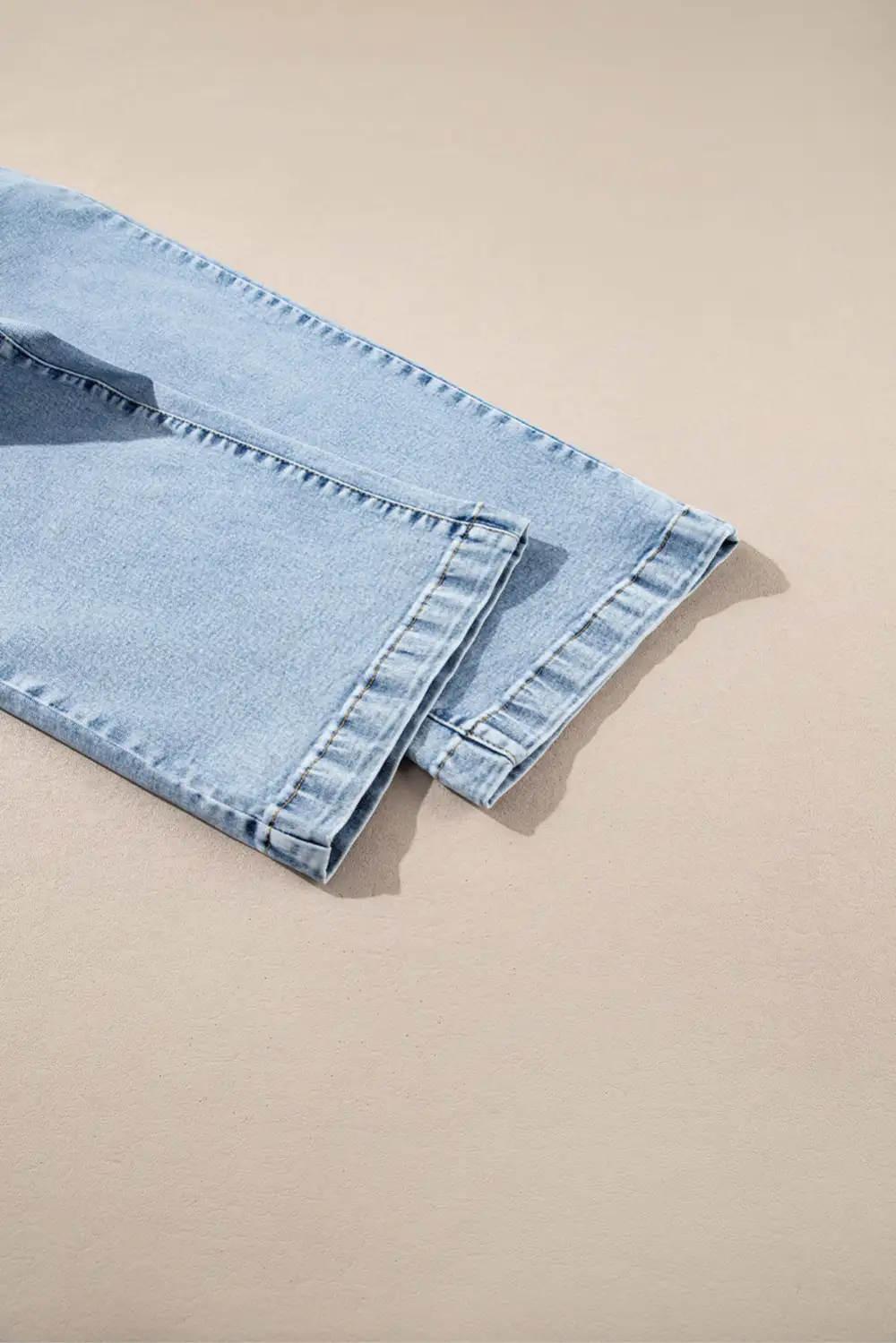 Chic Patch Pocket Straight Leg Loose Jeans