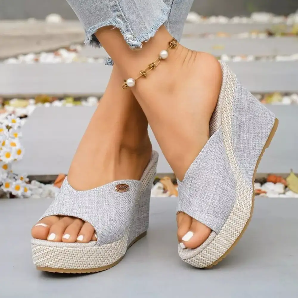 Textured Tiered Open Toe Wedge Sandals