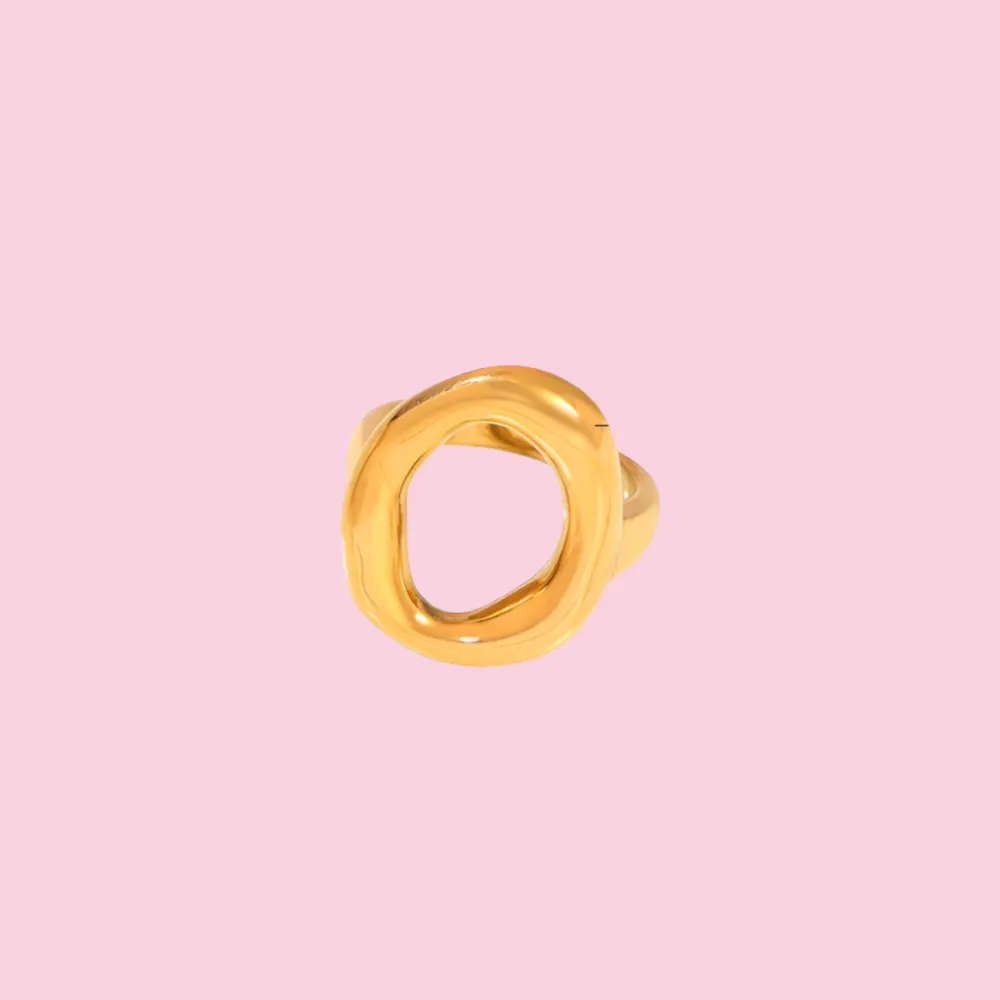 Petite Open Circle Ring