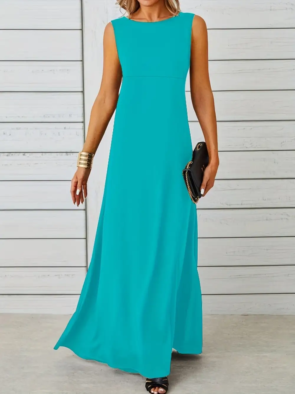 Balanced Detail Sleeveless Maxi Dress