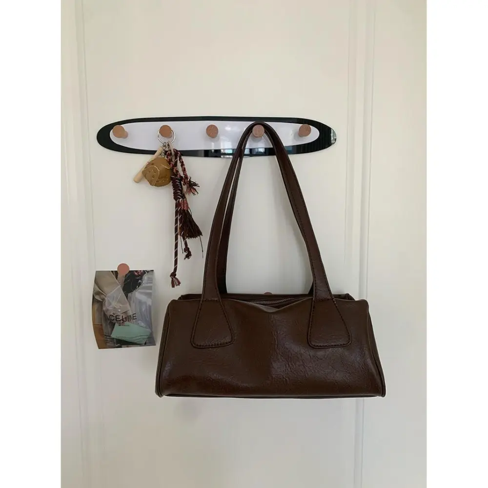 Soft Slim Baguette Bag
