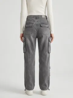 Minimal Multi Pocket Sport Look Women's Multi Pocket Cargo Pants