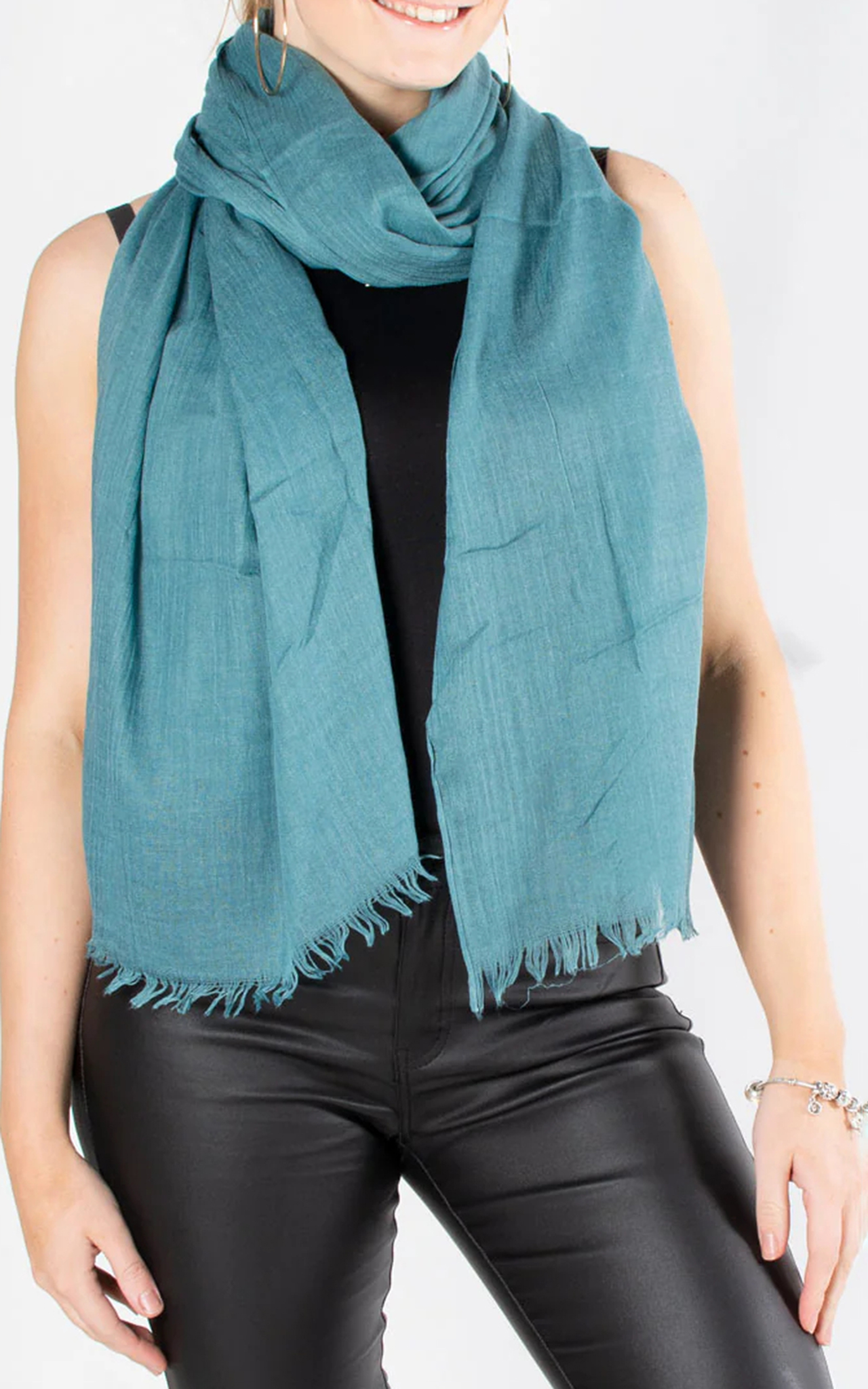 Sunshine Leisure Holiday Solid Color Women's Scarf