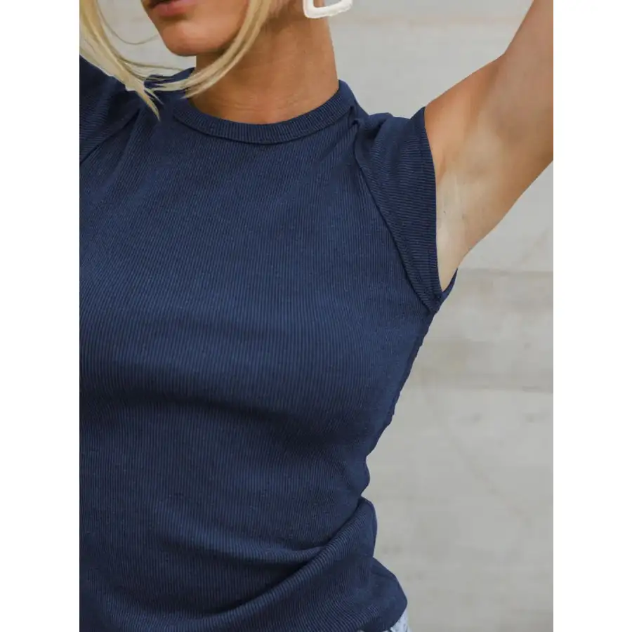 Simple Round Neck T-shirt