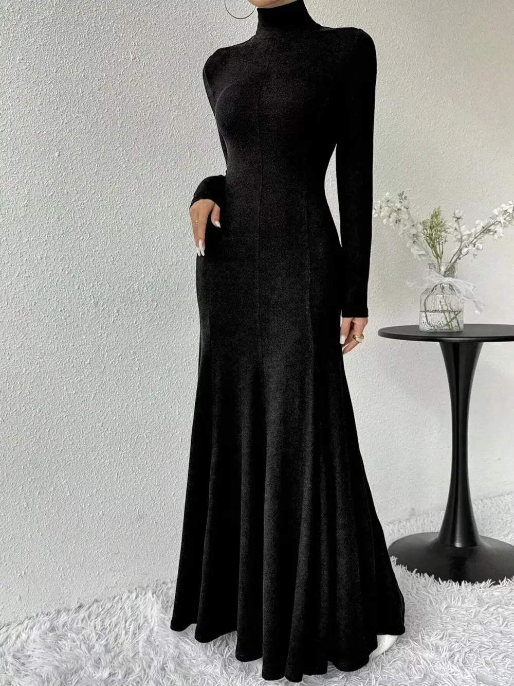 Polished Detail Long Sleeve Maxi Dress