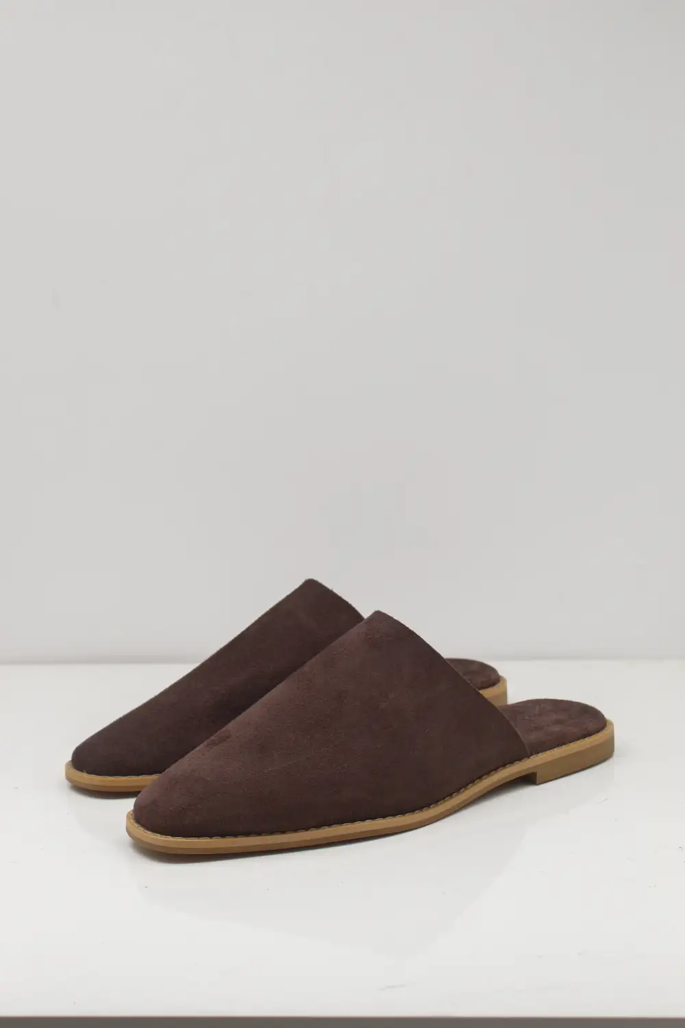 Soft Square-Toe Leather Mule