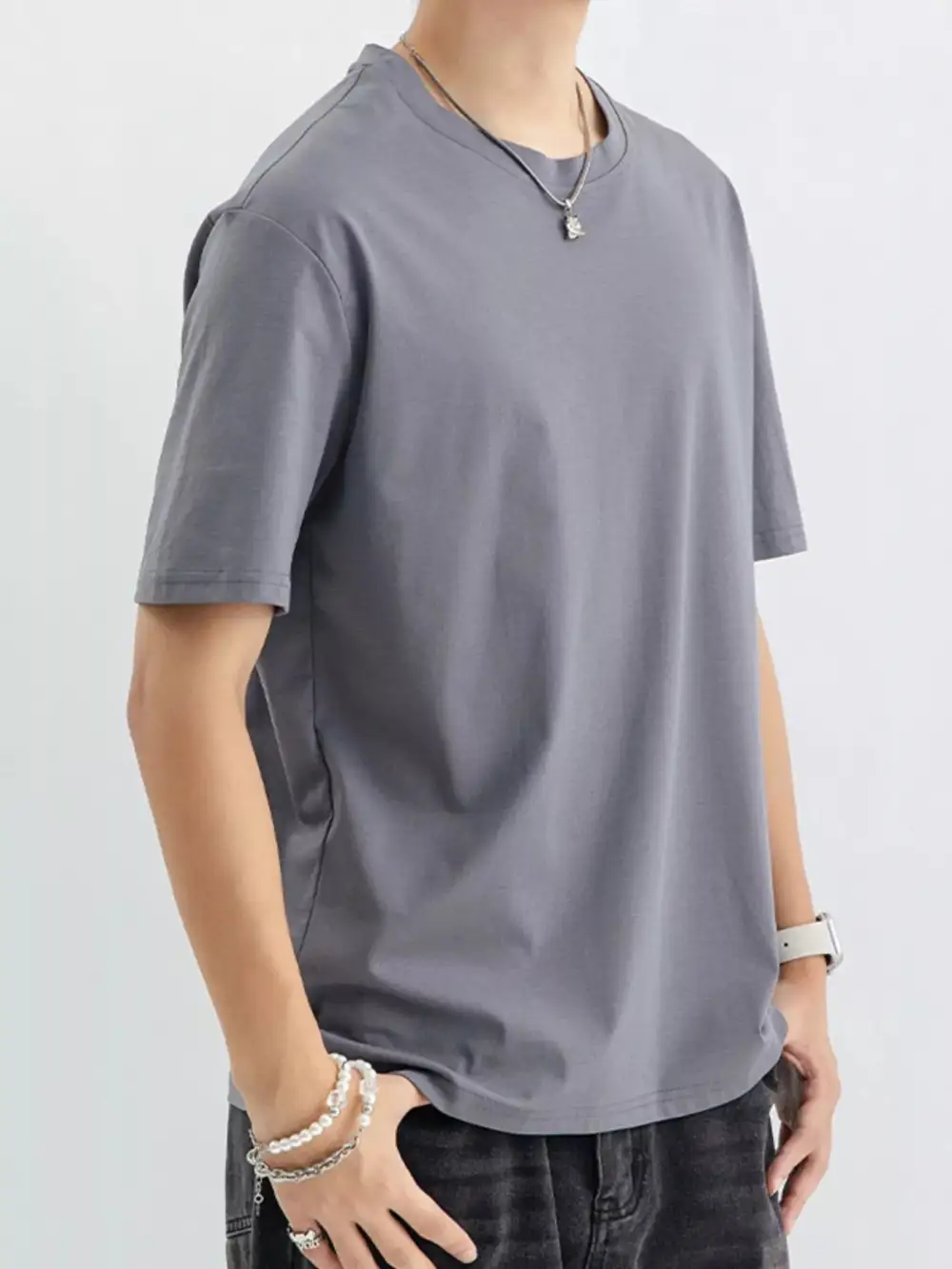 Modern Men's Casual T-shirt