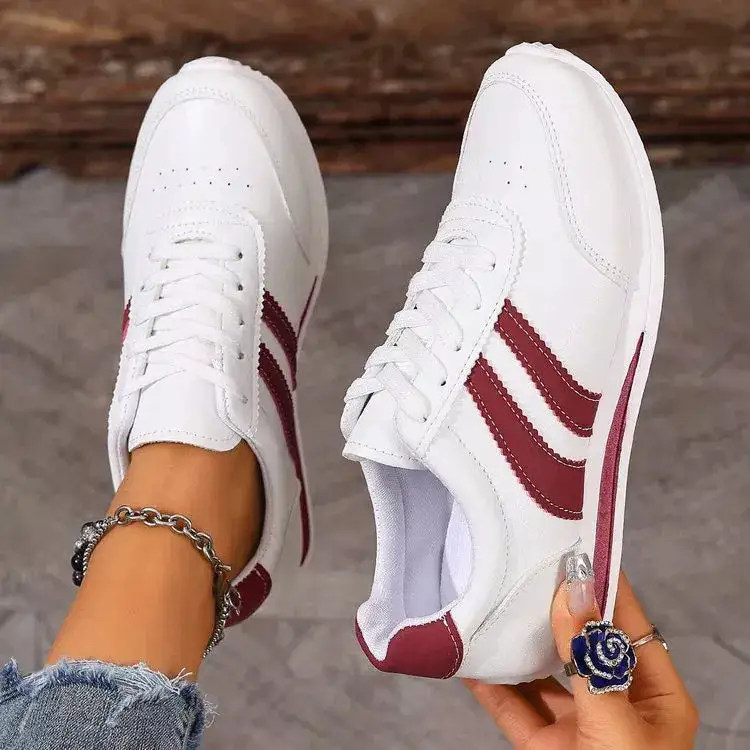 Textured Round Toe Lace-Up Sneakers
