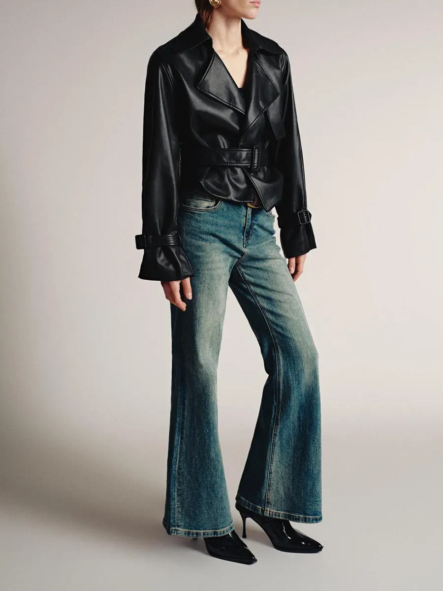 A Black Belt Lapel Elegant Leather Jacket For Ladies