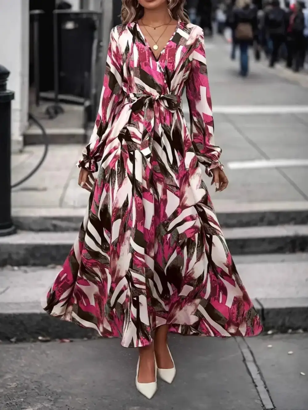 Lightweight Feel Printed Long Sleeve Maxi Dress