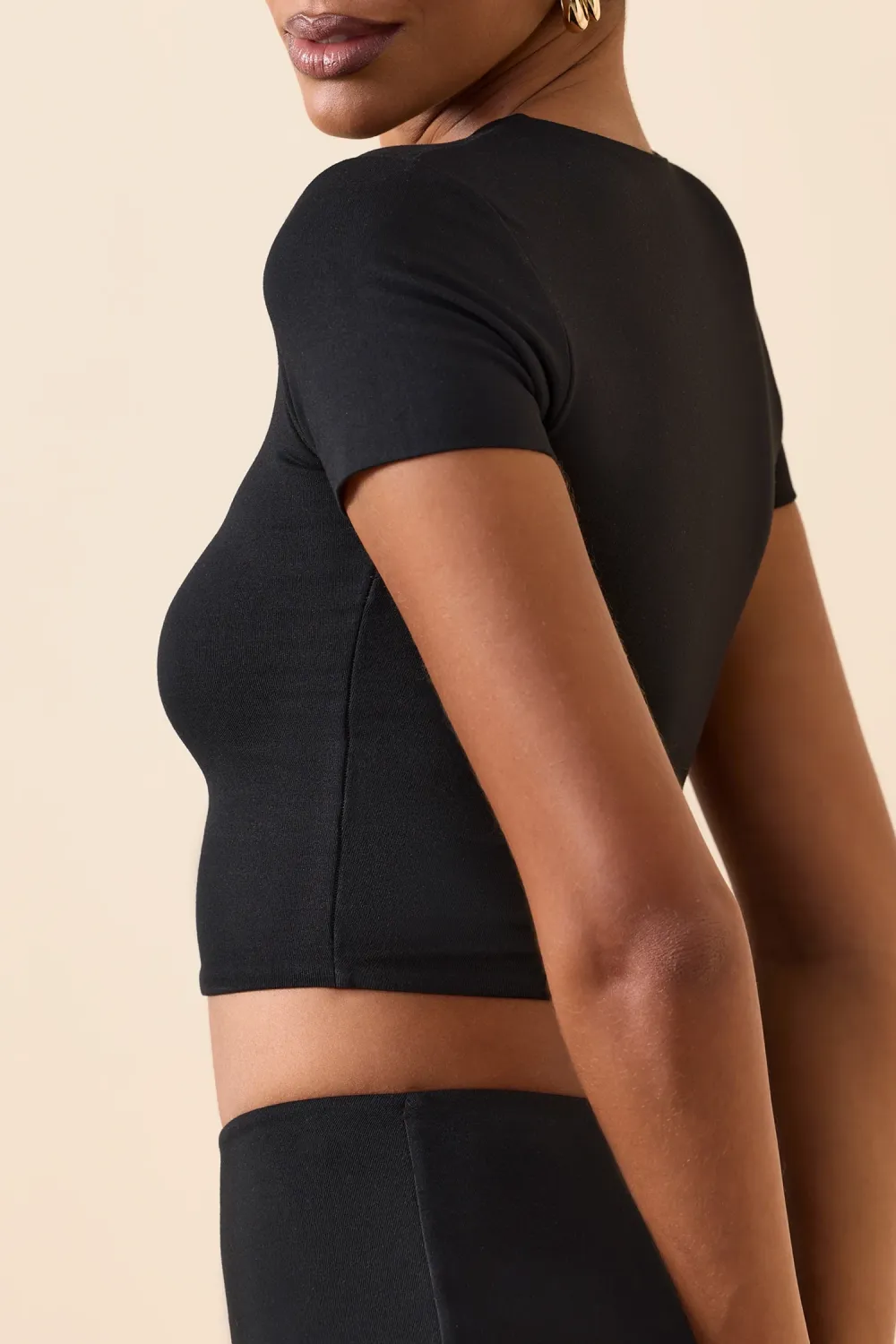 Simple Solid Color Round Neck Slim Short Sleeves