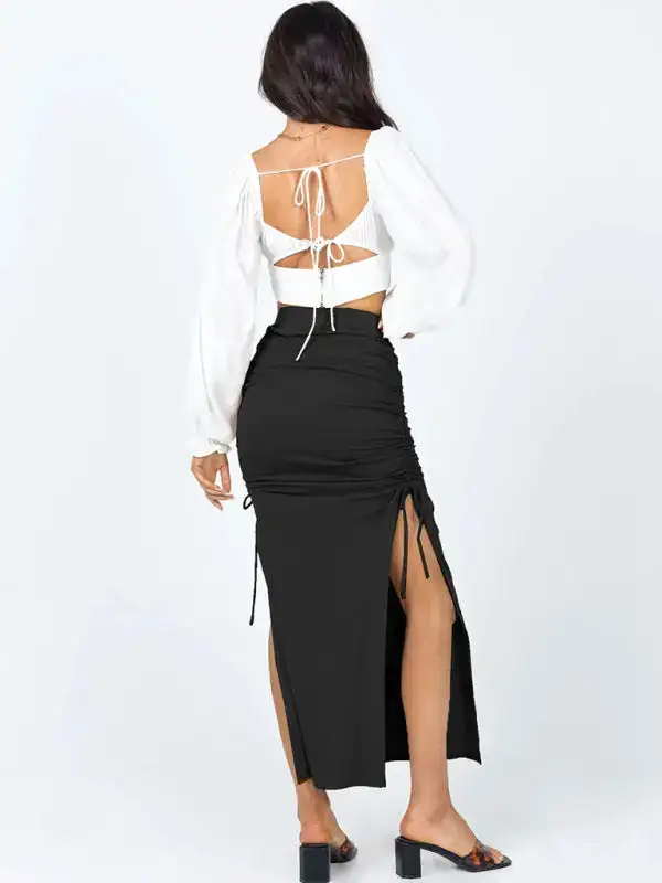 Essential Curve Fitted Skirt