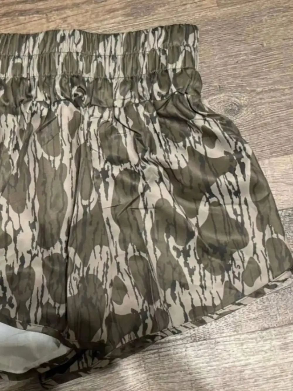 Camo Print Elastic Waist Shorts