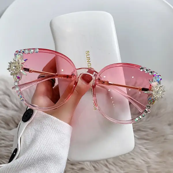 Daytrip Round Sunglasses
