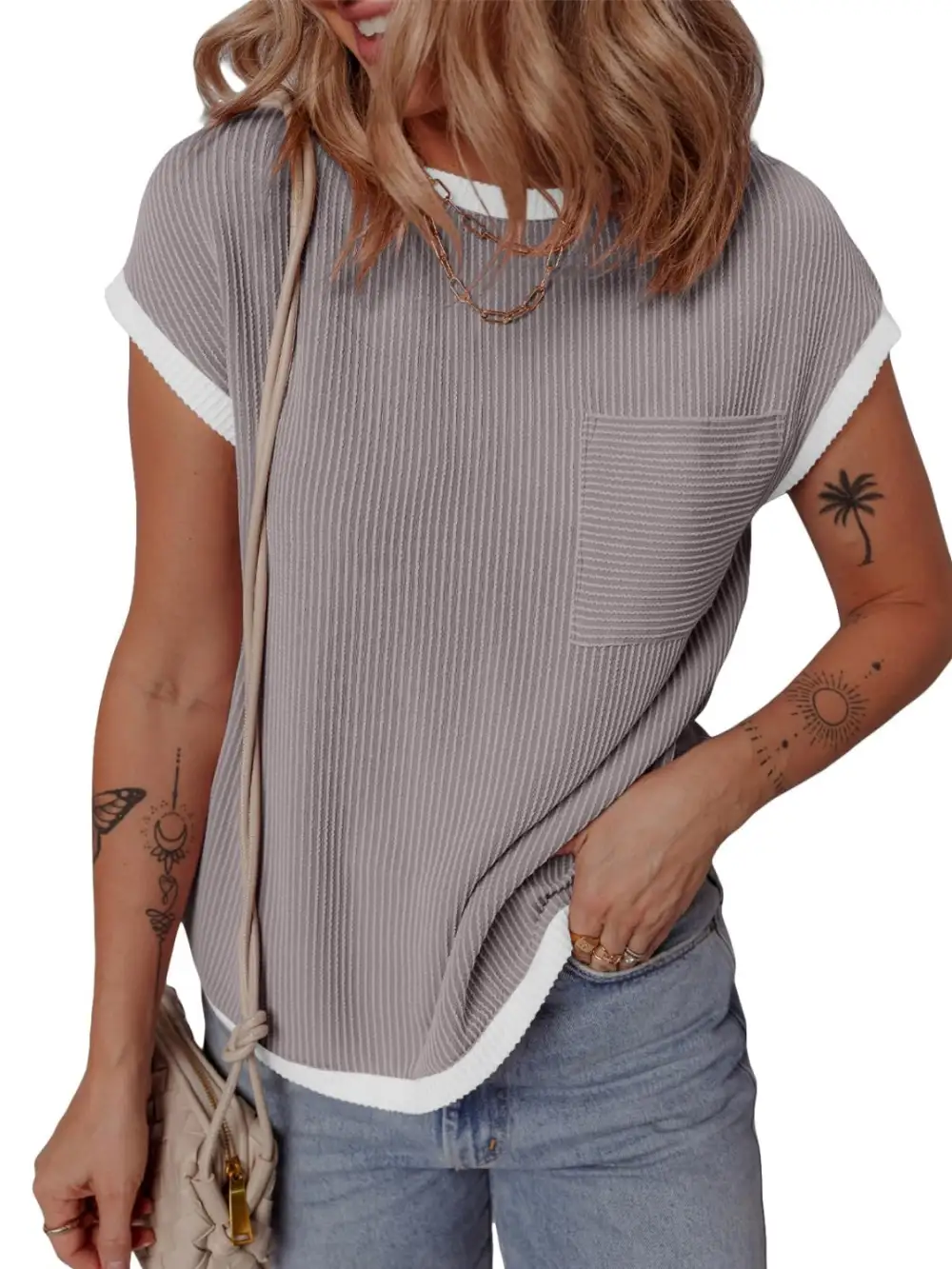 Round-Neck Short-Sleeve Contrast-Trim T-Shirt