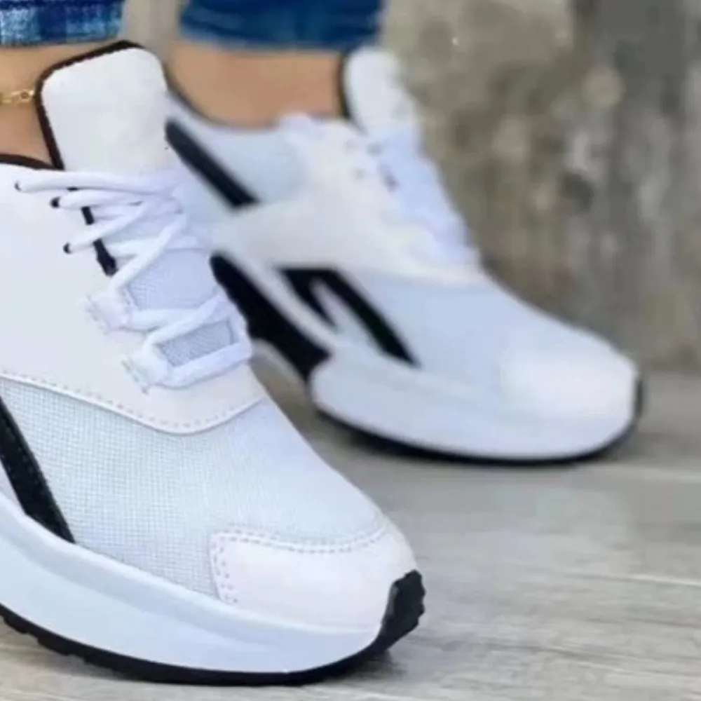 Versatile Lace-Up Round Toe Sneakers